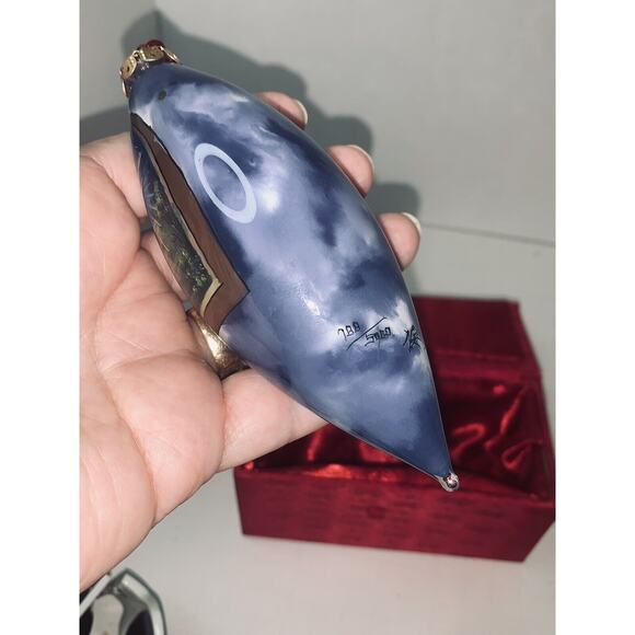 FIGI 5" Mary & Baby Jesus Dove Detail Reverse Painted Christmas Ornament Box EUC - Picture 7 of 12